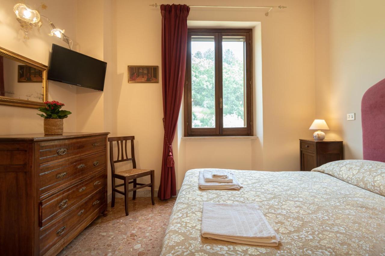 Agriturismo Villa Val D'Olivi Capodacqua  Екстер'єр фото