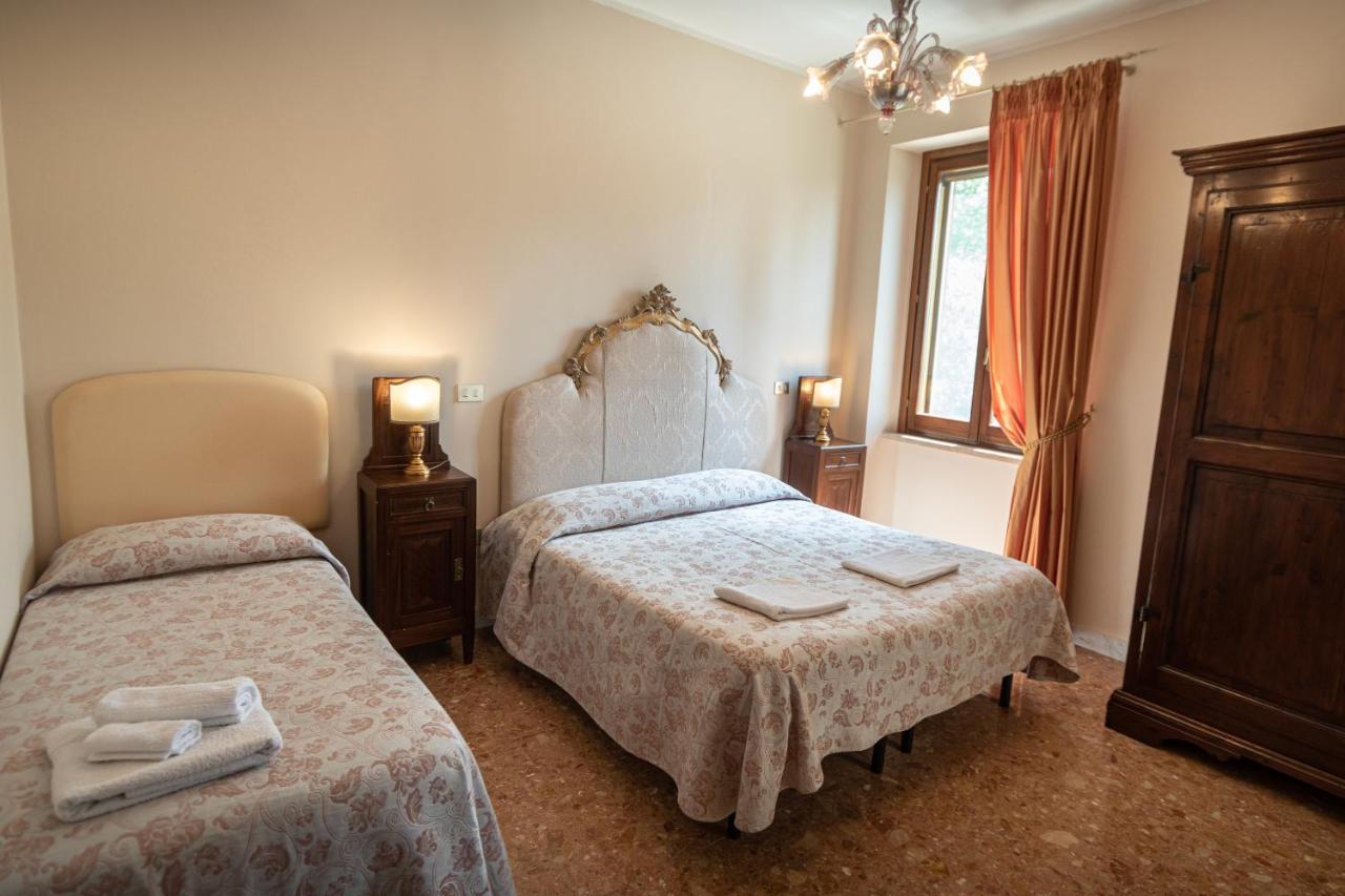 Agriturismo Villa Val D'Olivi Capodacqua  Екстер'єр фото