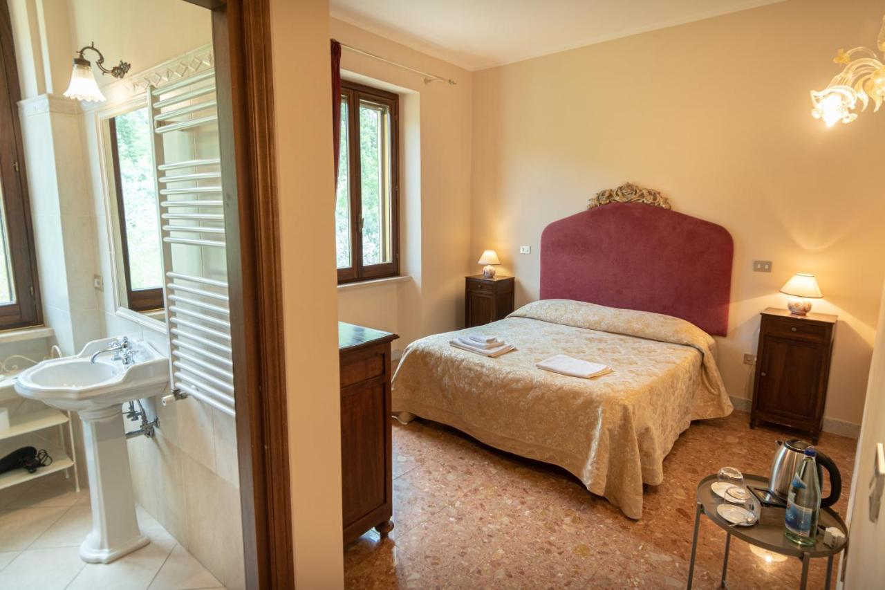 Agriturismo Villa Val D'Olivi Capodacqua  Екстер'єр фото
