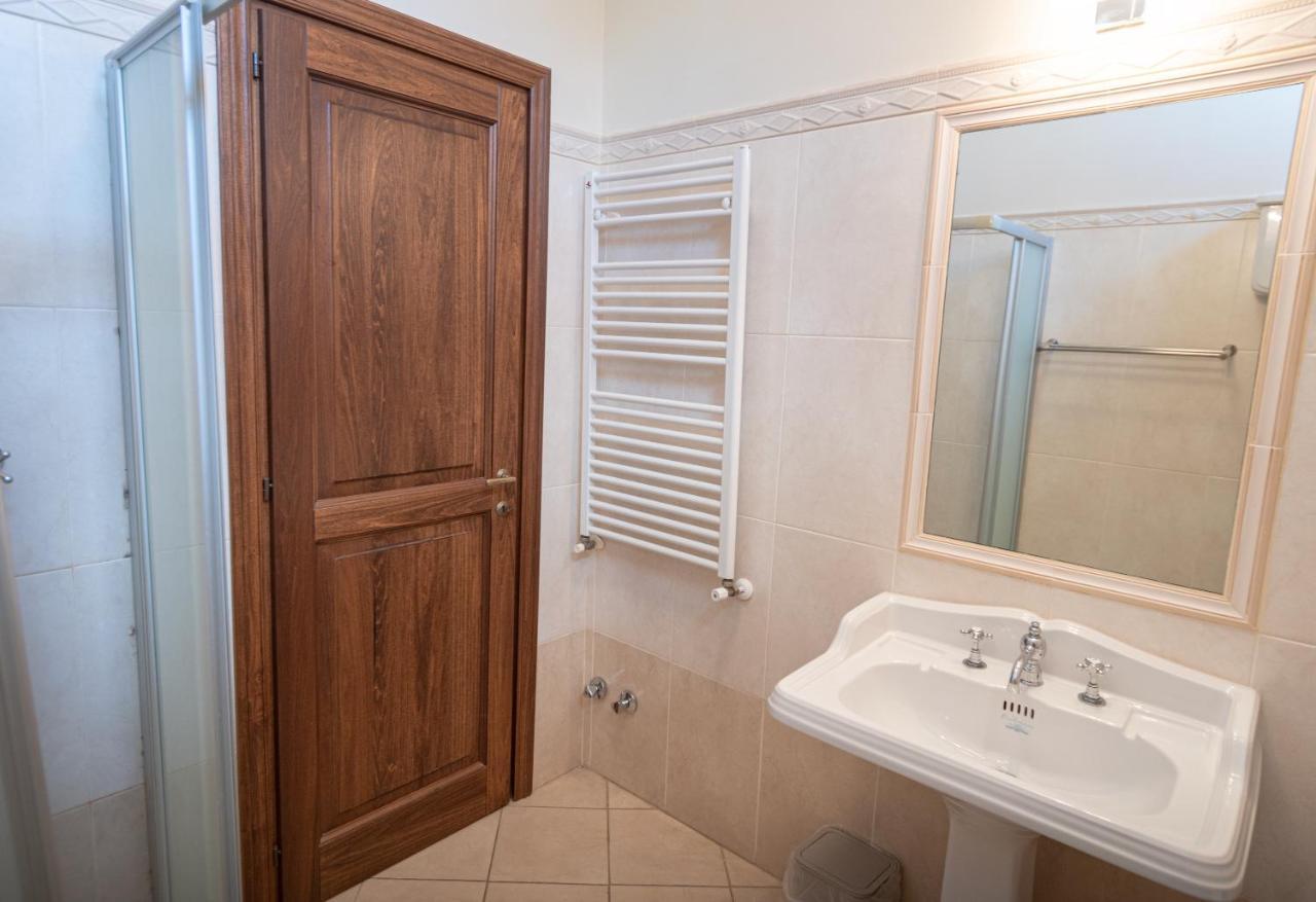 Agriturismo Villa Val D'Olivi Capodacqua  Екстер'єр фото